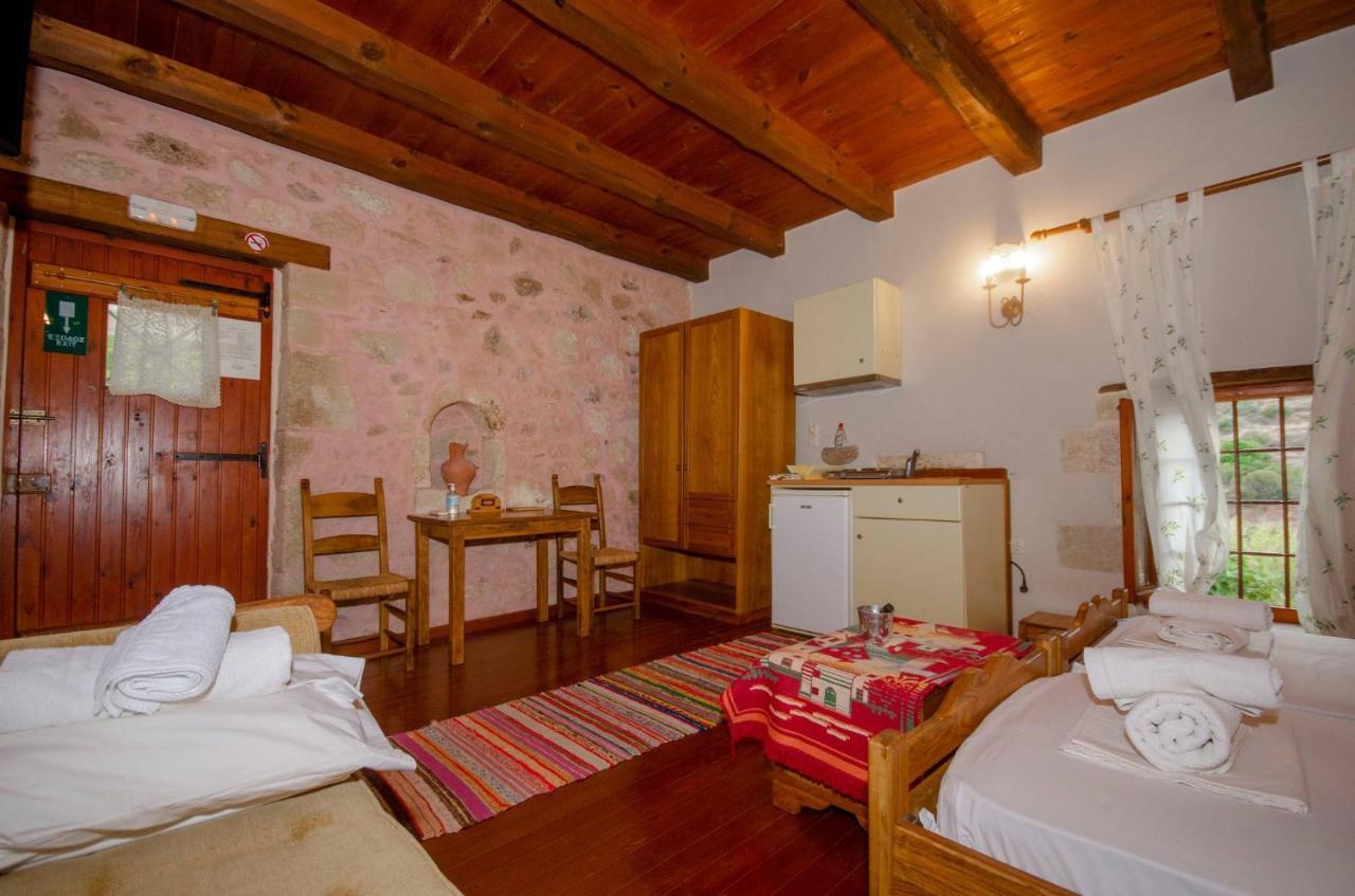 Stamatogiannis Traditional Apartments Kalivianí Eksteriør bilde