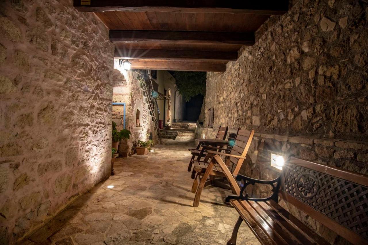 Stamatogiannis Traditional Apartments Kalivianí Eksteriør bilde